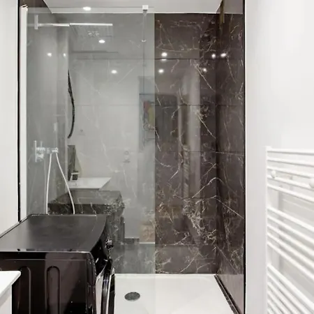 Private Comfy Near Paris 아파트 클라마르